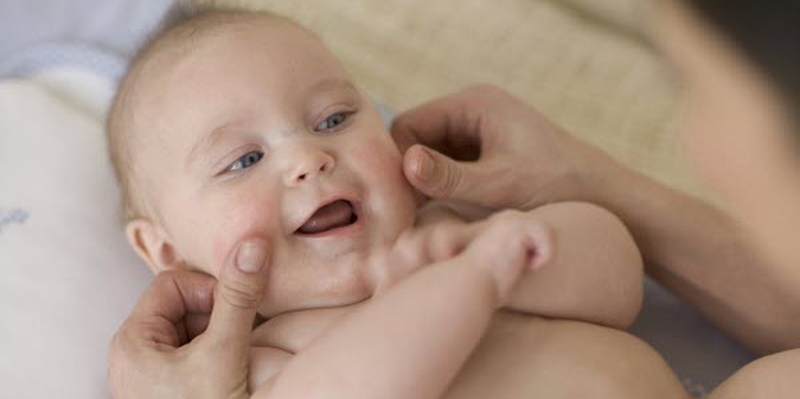 Manfaat Main Cilukba bagi Bayi