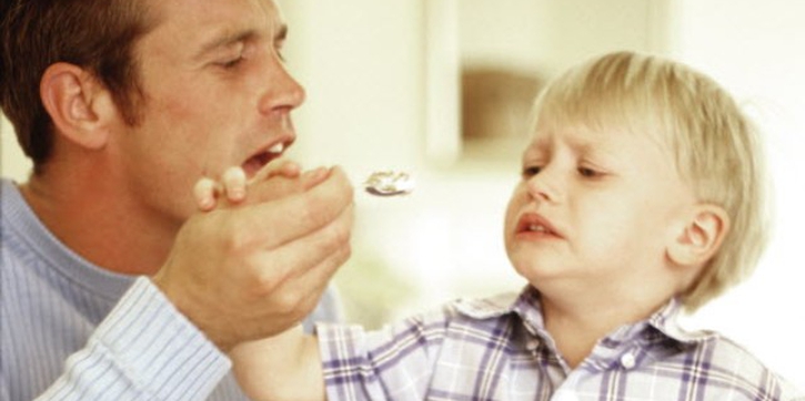 Tips untuk Ayah Hadapi Tantrum Si Kecil 