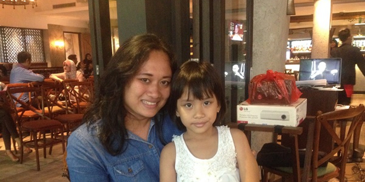 Jane Aprilya, Tetap Ceria Hadapi Kanker Leukimia 