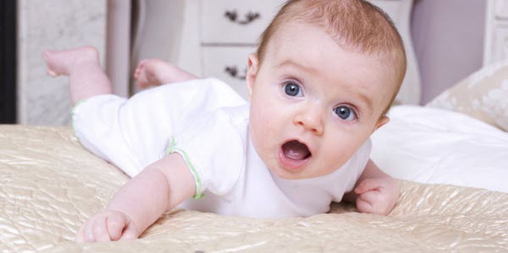 Keseimbangan Bayi Usia 0-3 Bulan