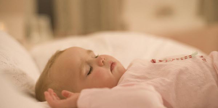 Jika Gigi Bayi Bergeretak Saat Tiidur