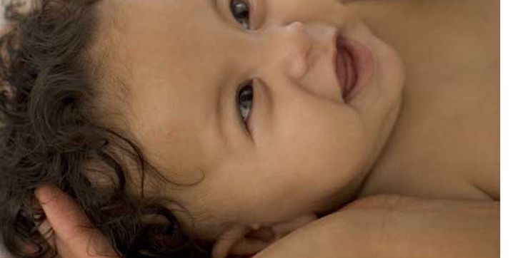 Mata Berair dan Kotoran Mata pada Bayi