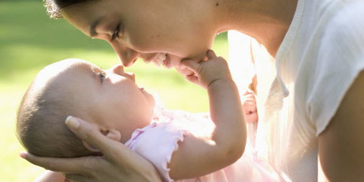 Pentingnya Merespons Ocehan Bayi