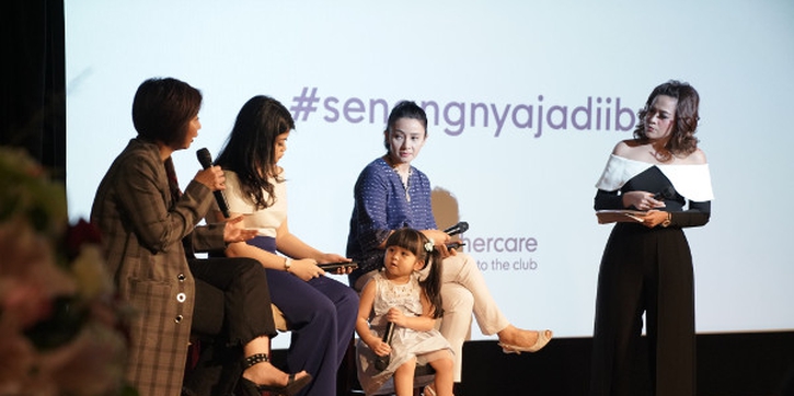 Moms, Cerita Yuk Pengalaman “Senangnya Jadi Ibu”