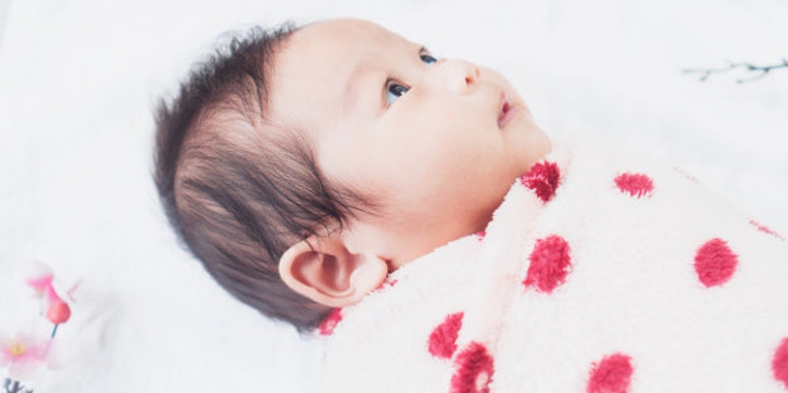 Moms, Ini Yang Terjadi Pada Penglihatan Bayi Baru Lahir