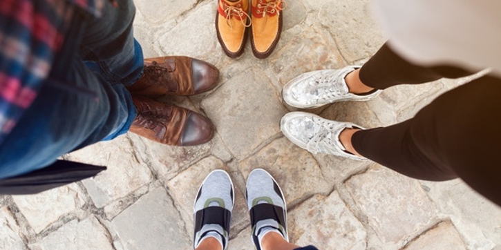 7 Rekomendasi Merek Sepatu Lokal untuk Moms Aktif!