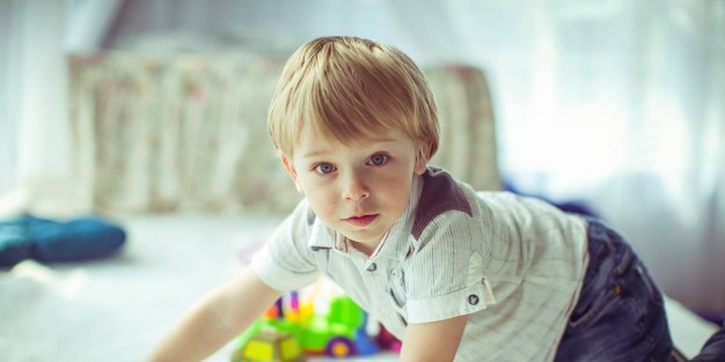 10 Tanda Anak Anda Sudah Mengalami Autisme