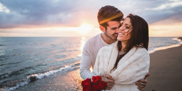 7 Barang yang Wajib Dibawa saat Babymoon