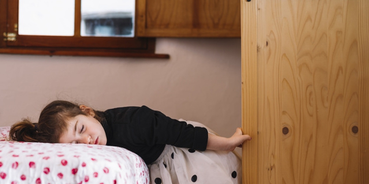 Penyakit Tidur Berjalan Bisa Menurun Pada Anak