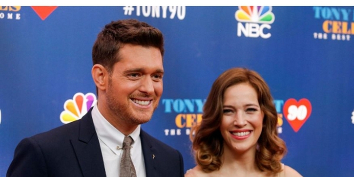 Michael Buble Menunda Karier, Demi Merawat Anak 