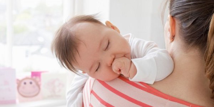 Normalkah Bayi Tidur Lama