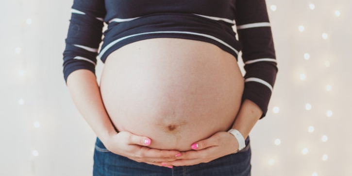 Fakta Mengenai Tali Pusat yang Moms Perlu Tahu