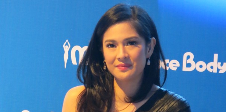Dian Sastro Kembali Langsing Setelah Melahirkan