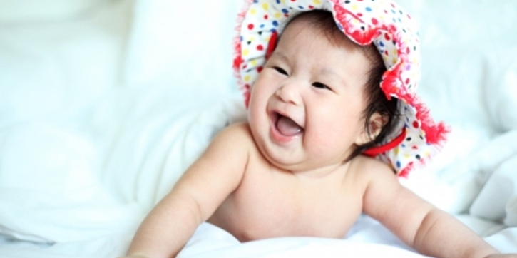 Bayi Tidak Merangkak? Ini Penjelasan Dokter!
