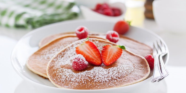 Yuk, Bikin Strawberry Pancake bersama Si Kecil