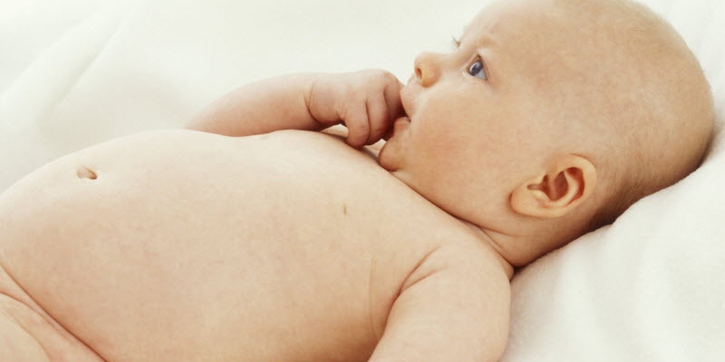 Kenapa Perut Bayi Sering Bunyi?