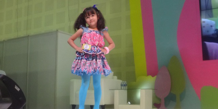 Penuh Warna di Costume Competition & Fashion Show 