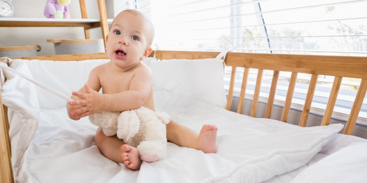 Cara Melatih Anak agar Mampu Duduk Sendiri