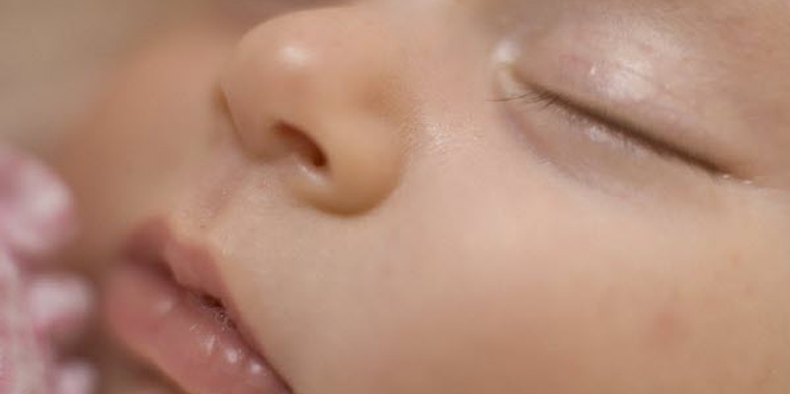 Gunakan Nose Cleaner Saat Bayi Flu (1)