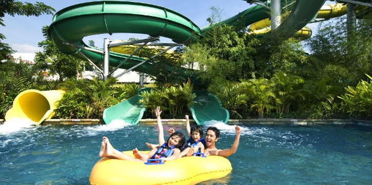 Serunya Staycation Sambil Bermain Air