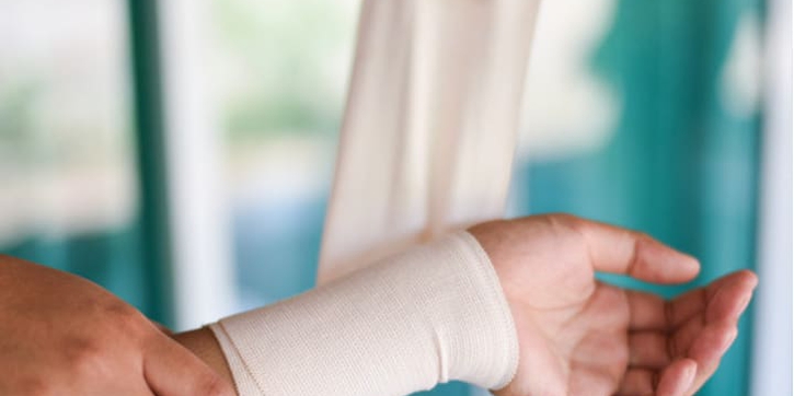 Awas! Anak Juga Bisa Kena Osteoporosis Lho, Moms