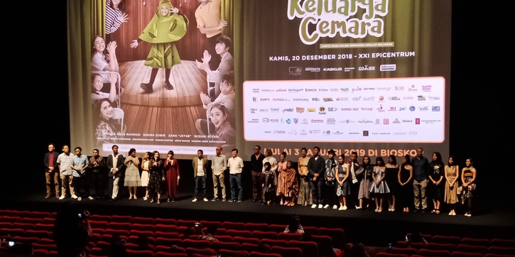 Malam Penuh Emosi di Gala Premiere Keluarga Cemara