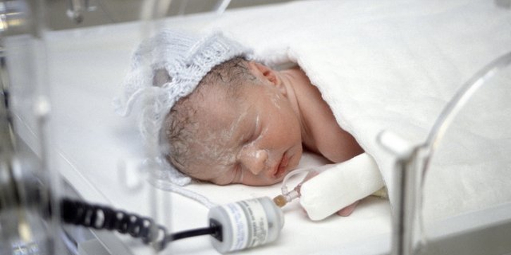 Pentingnya Hari Pertama Newborn