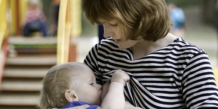 Ini Fungsi Prolaktin dan Oksitosin Untuk Kelancaran ASI