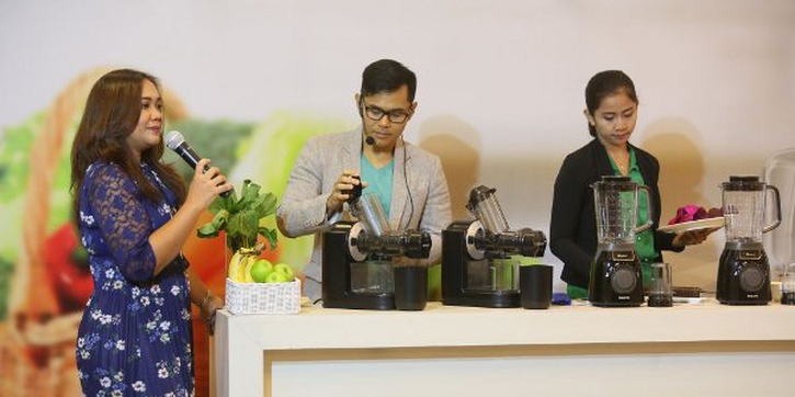 Jus dan Smoothie Cara Mudah Tunjang Gaya Hidup Sehat