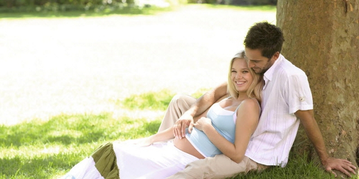 5 Tips Bantu Istri Hadapi Kehamilan