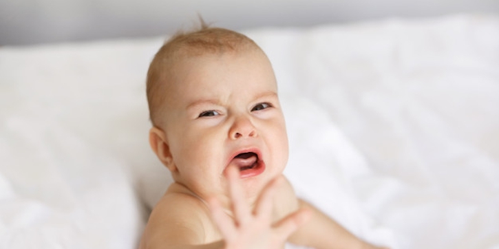 Ingin Tahu Kecenderungan Alergi Bayi? Cek BAB Si Kecil, Moms!