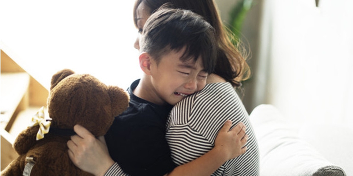 9 Kalimat Ampuh untuk Menenangkan Anak yang Menangis