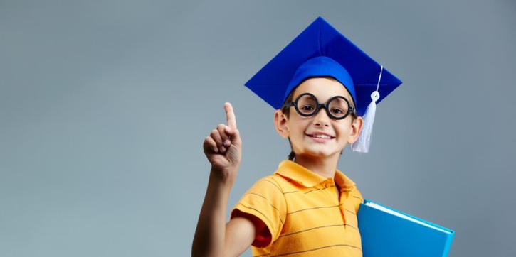 7 Kiat untuk Membuat Anak Tumbuh Cerdas