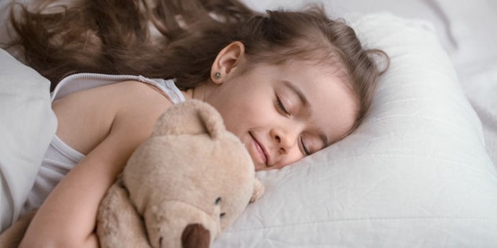 5 Trik Simpel untuk Membuat Anak Mau Tidur Siang