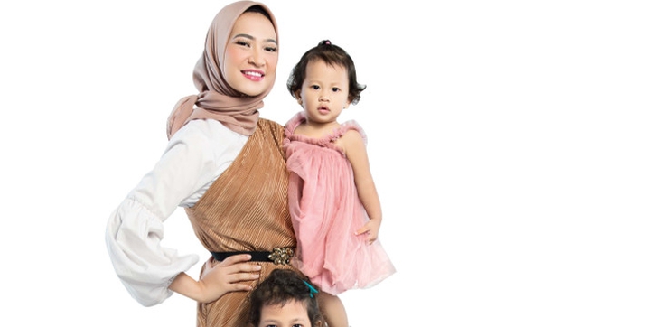 M&B Inspiring Moms of The Year: Angkie Yudistia