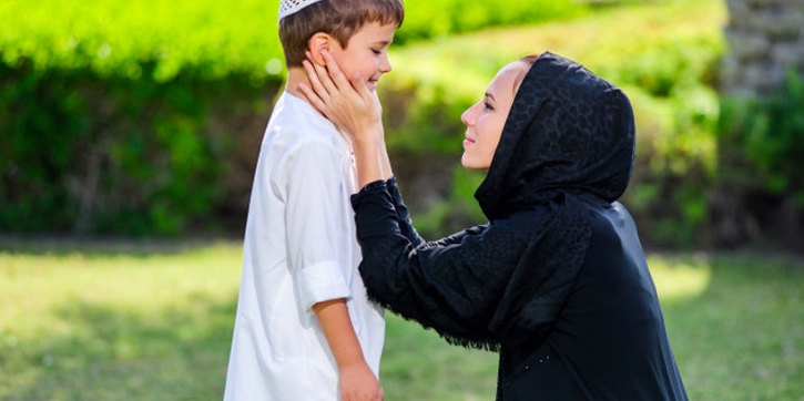 Moms, Ini 3 Waktu Tepat Memberi Anak Nasihat Menurut Islam
