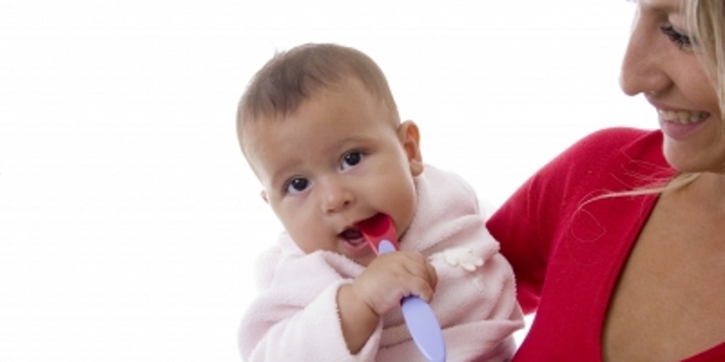 BLW atau Spoonfeeding, Mana yang Mudah Tersedak?