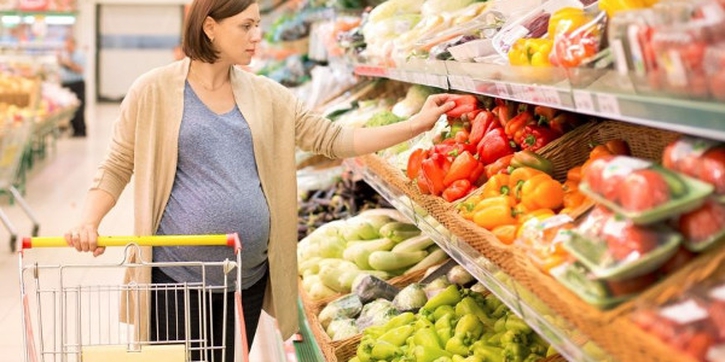Cara Menyiasati Asupan Nutrisi Bumil Vegetarian