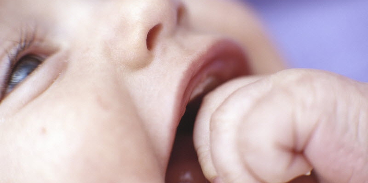 Tips Agar Anak Nyaman saat Teething (Bagian 1)
