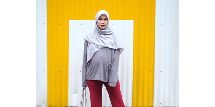 Baby Shower Bernuansa Biru ala Zaskia Adya Mecca