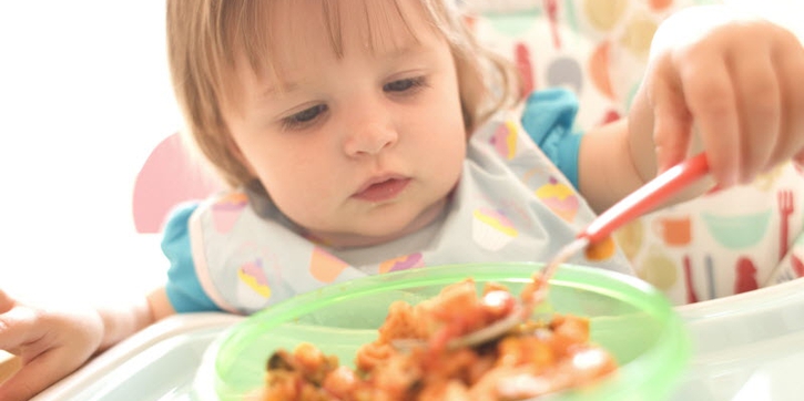 Aksi Makan Anak Usia 2-3 Tahun 