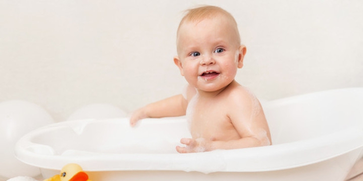 ASI Anda Berlebih? Manfaatkan untuk Mandi Bayi, Yuk!