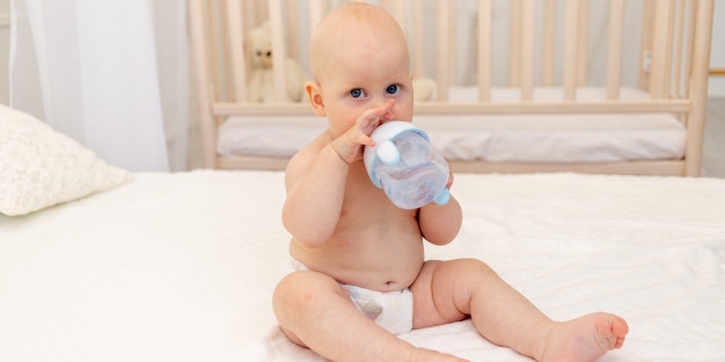 7 Rekomendasi Sippy Cup untuk Anak Belajar Minum