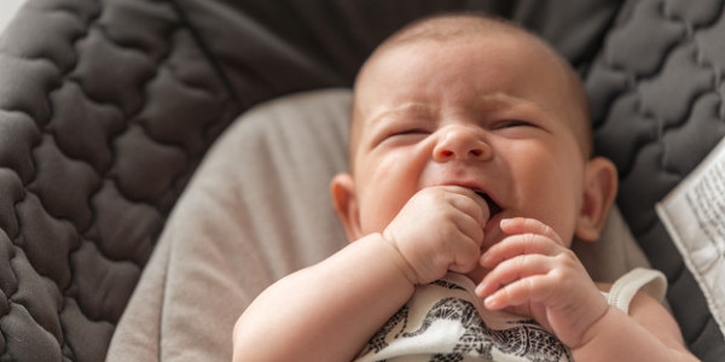 Tahu Lebih Banyak Soal Sariawan pada Bayi