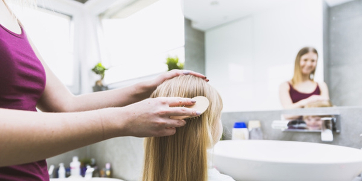 5 Langkah Mudah Atasi Kutu Rambut pada Anak