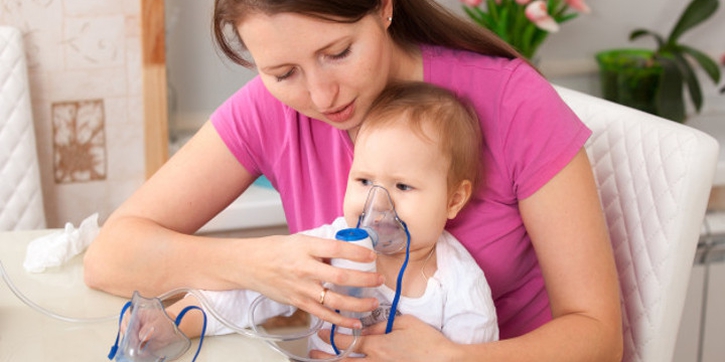 Bayi Anda Alergi Debu? Begini Cara Menanganinya, Moms