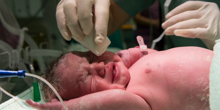 Ini Alasan Bayi Baru Lahir Harus Menangis