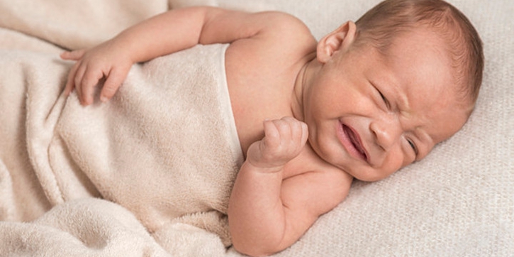 Penyebab Bayi Kembung dan Cara Mengatasinya