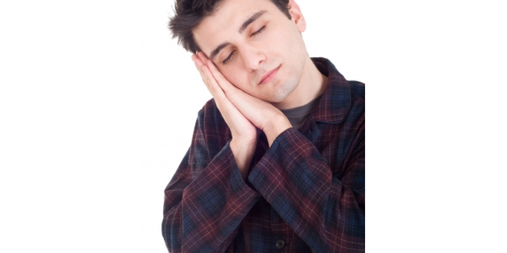 Tidur Kurang dari 6 Jam Turunkan Kesuburan Pria!