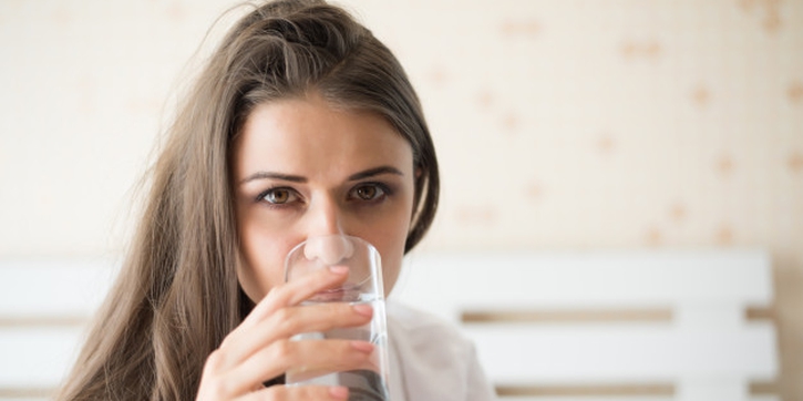 Overhidrasi, Ini Bahayanya Minum Air Berlebihan!